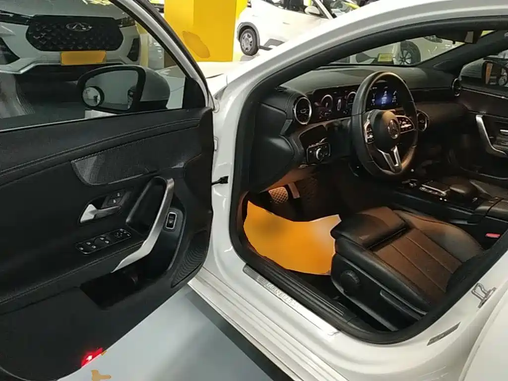 Mercedes-Benz A-Class — миниатюра 16