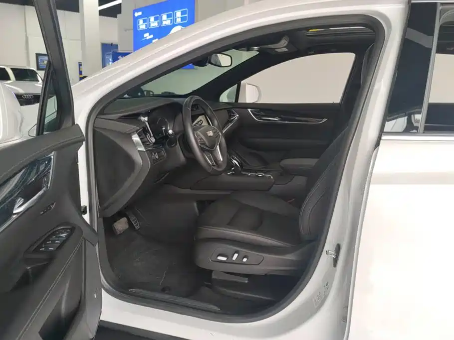 Cadillac XT5 — миниатюра 9