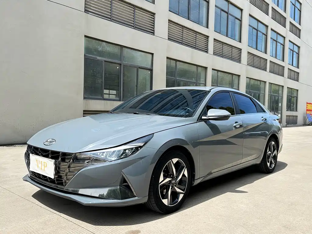 Hyundai Elantra 2021