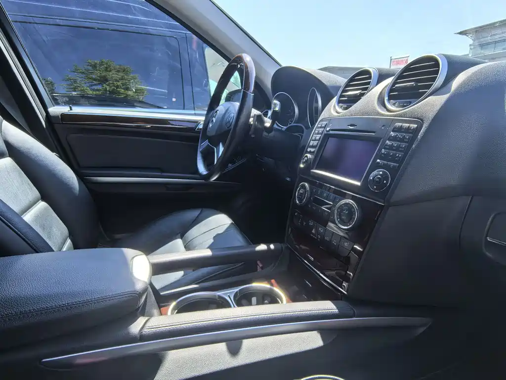 Mercedes-Benz M 2008 ML 500 4MATIC