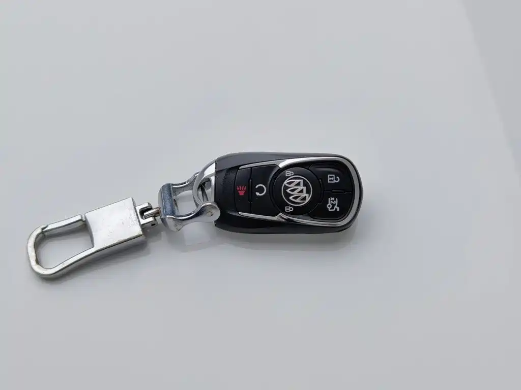 Buick LaCrosse — миниатюра 19