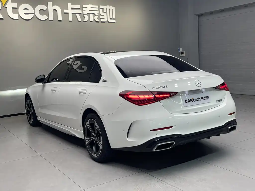 Mercedes-Benz C-Class — миниатюра 7