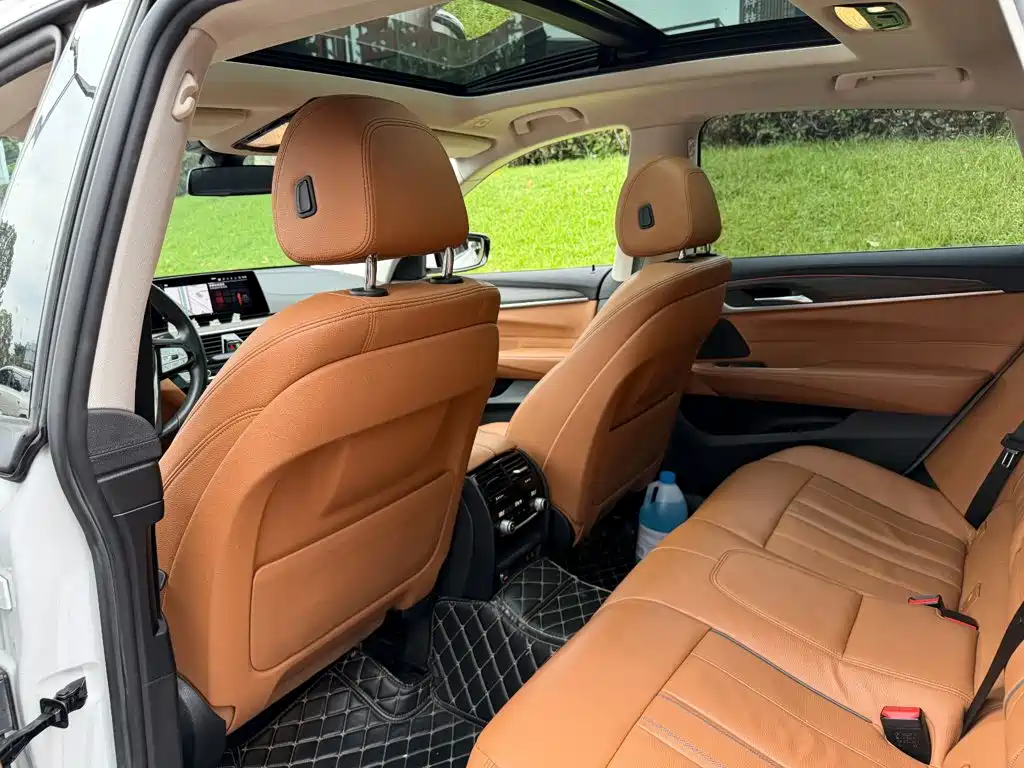 BMW 6 Series GT — миниатюра 11