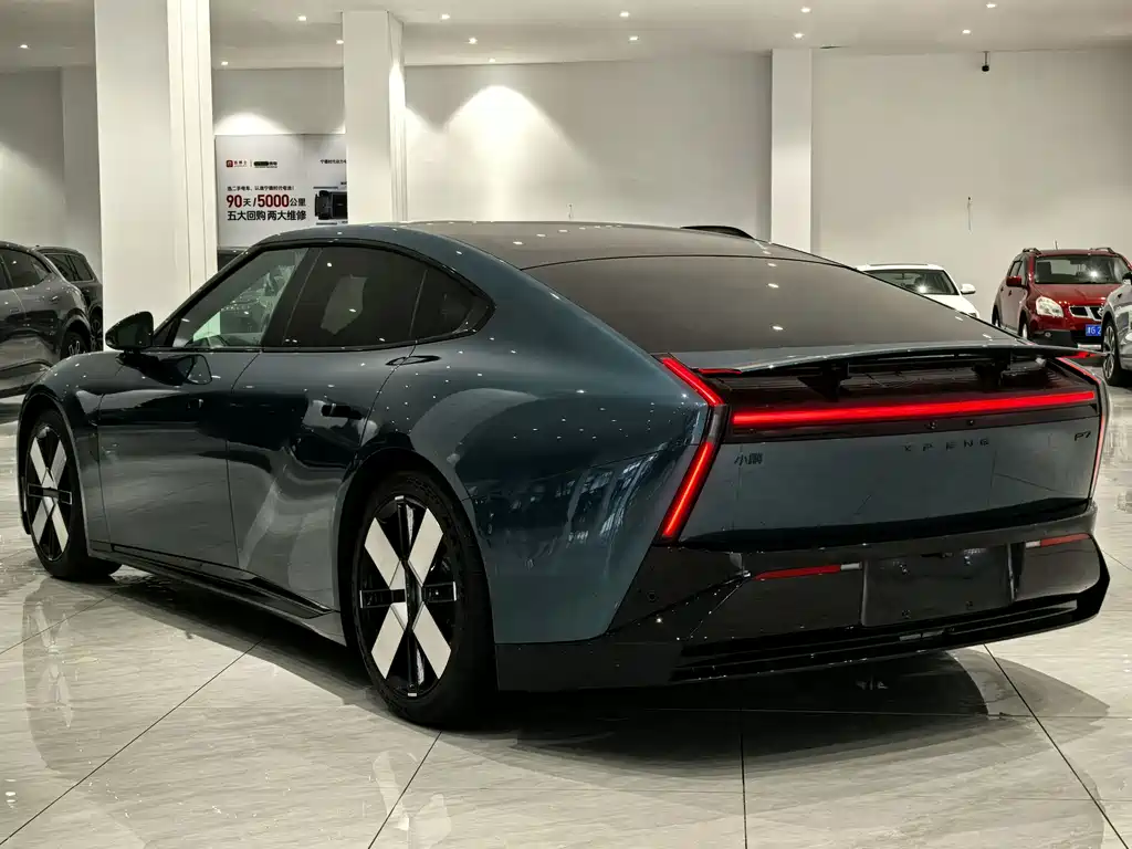 XIAOPENG P7