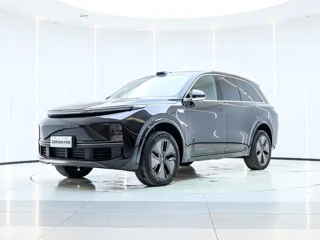 2024 Li Xiang L8