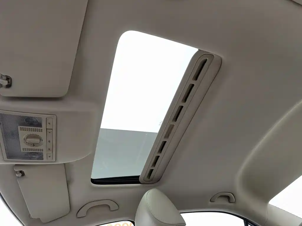 Skoda Rapid — миниатюра 14