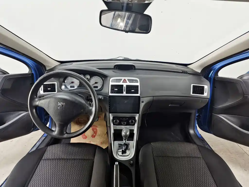 Peugeot 307 — миниатюра 9