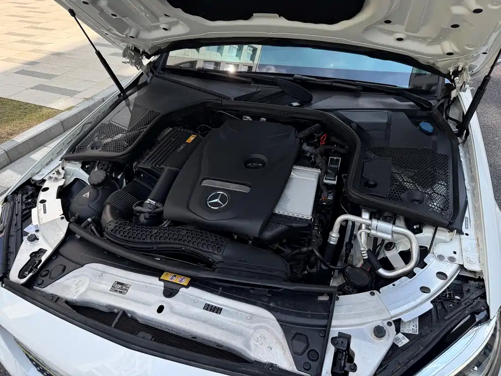 Mercedes-Benz C-Class — миниатюра 25