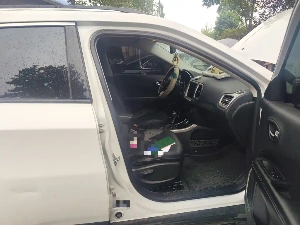 Jeep Compass — миниатюра 19