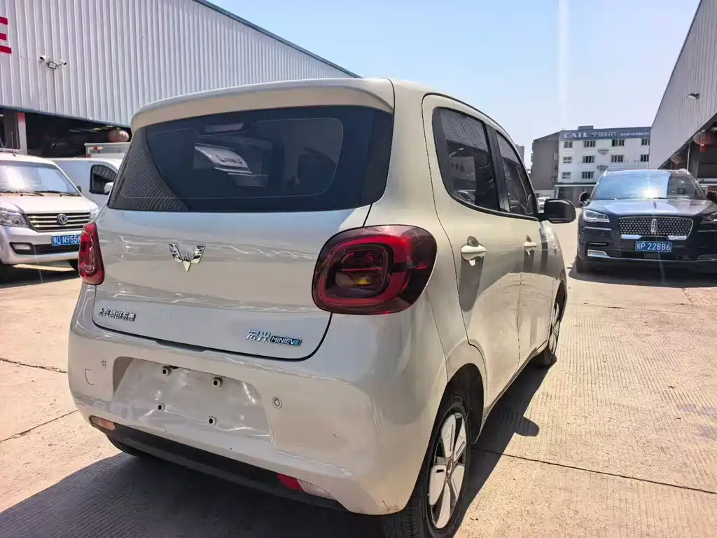 Wuling MINIEV — миниатюра 8