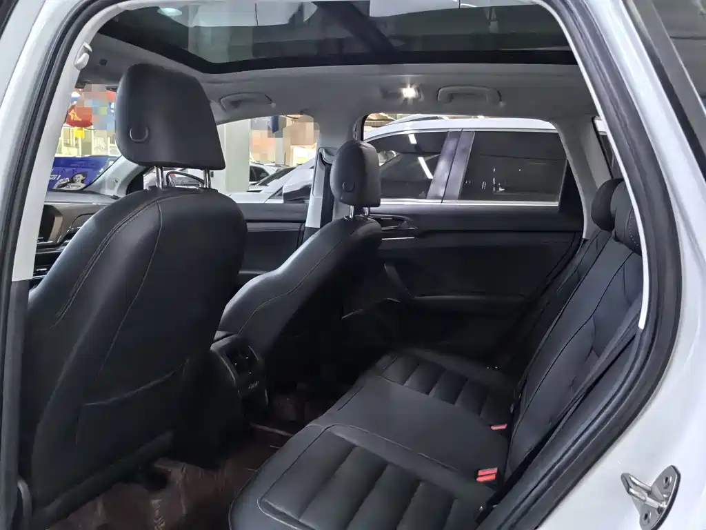 Volkswagen Tharu — миниатюра 9