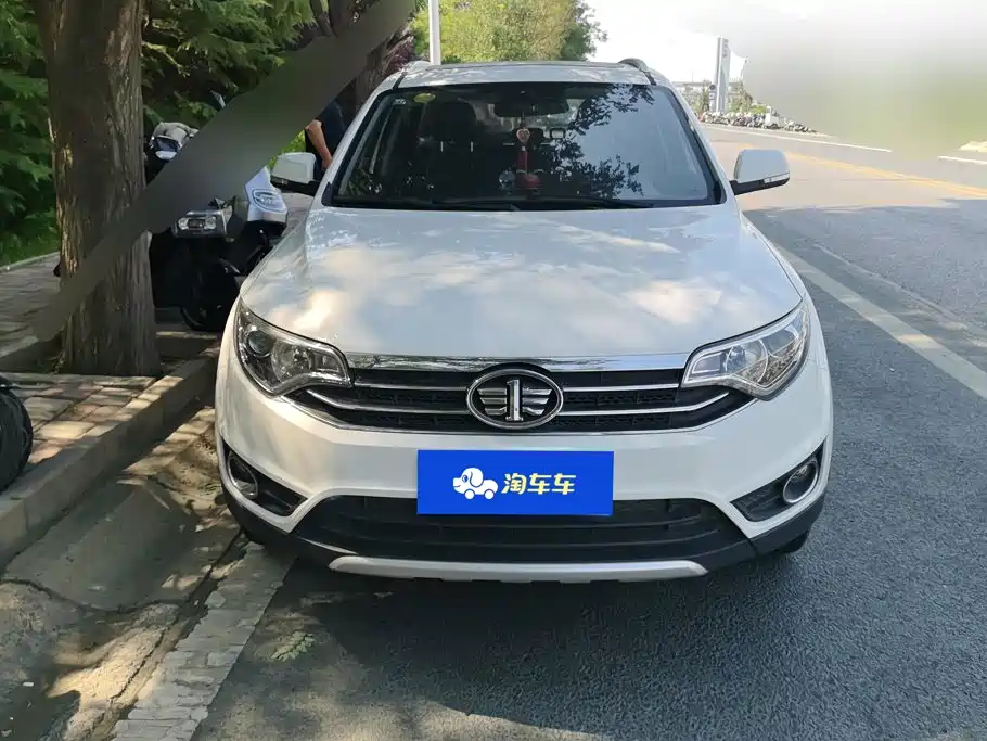 FAW R7 2016 1.6L MT
