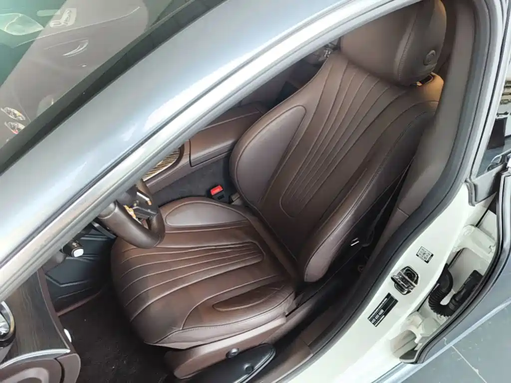 Mercedes-Benz CLS — миниатюра 11