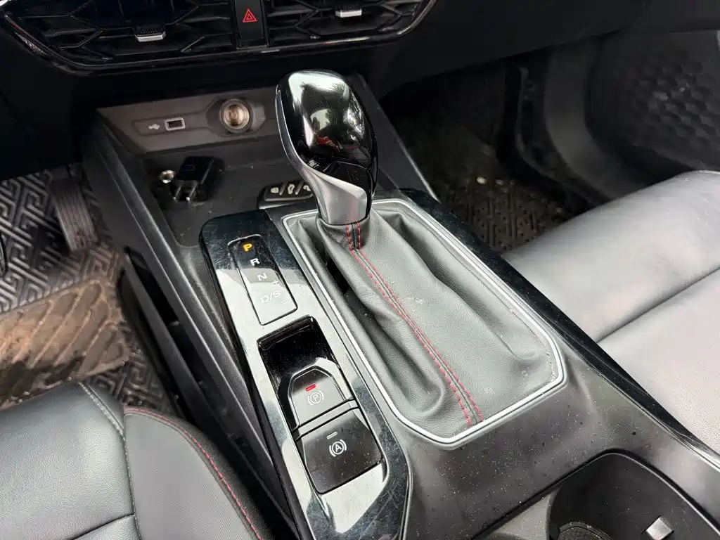 MG MG5 — миниатюра 9