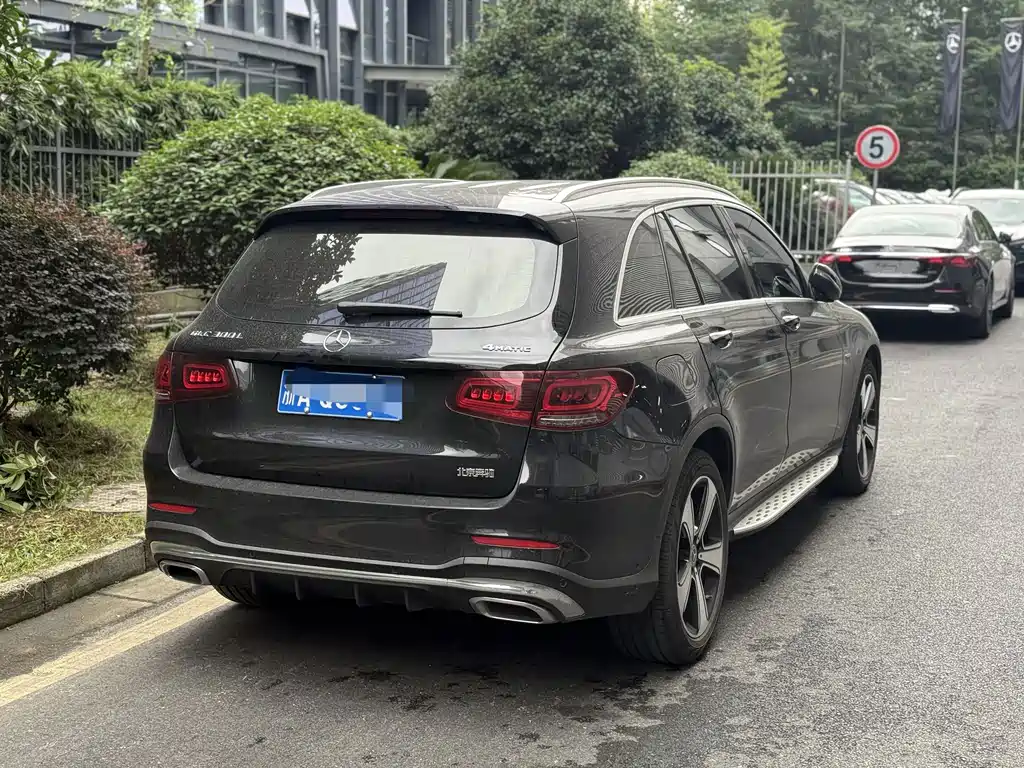 Mercedes-Benz GLC — миниатюра 3
