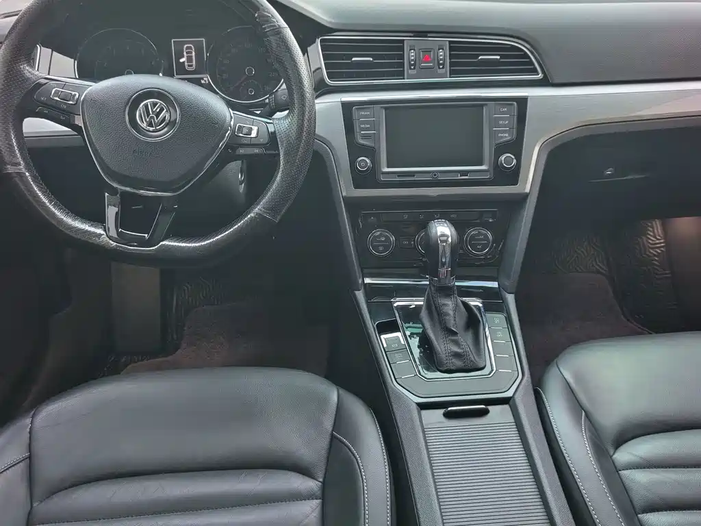 Volkswagen Lamando — миниатюра 5