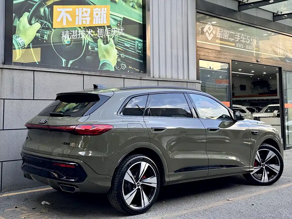 Audi Q5L — миниатюра 5