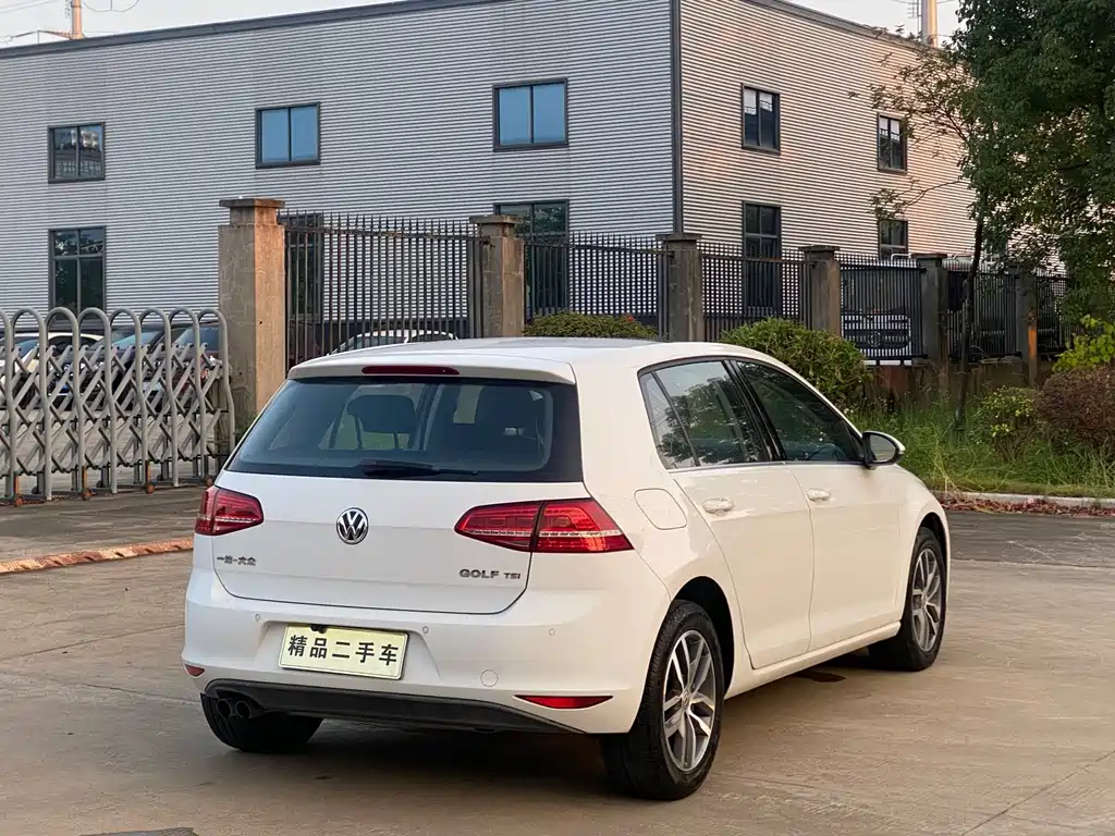 Volkswagen Golf — миниатюра 7