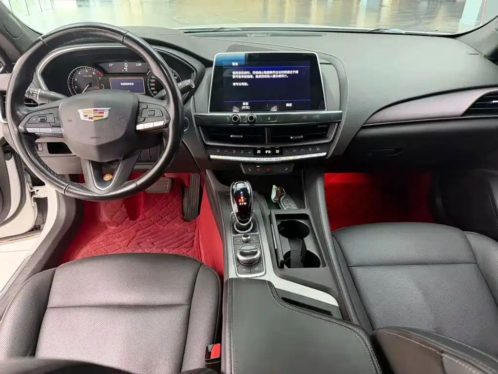 Cadillac CT5 — миниатюра 5