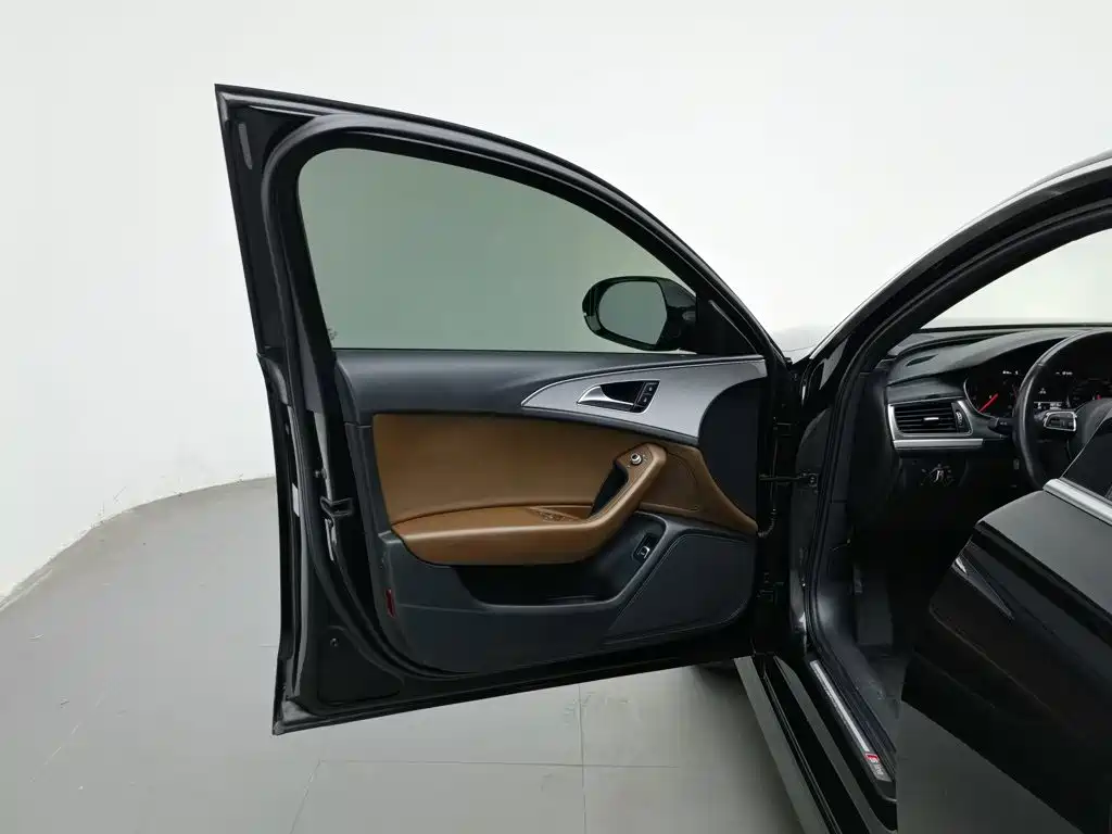 Audi A6L — миниатюра 8