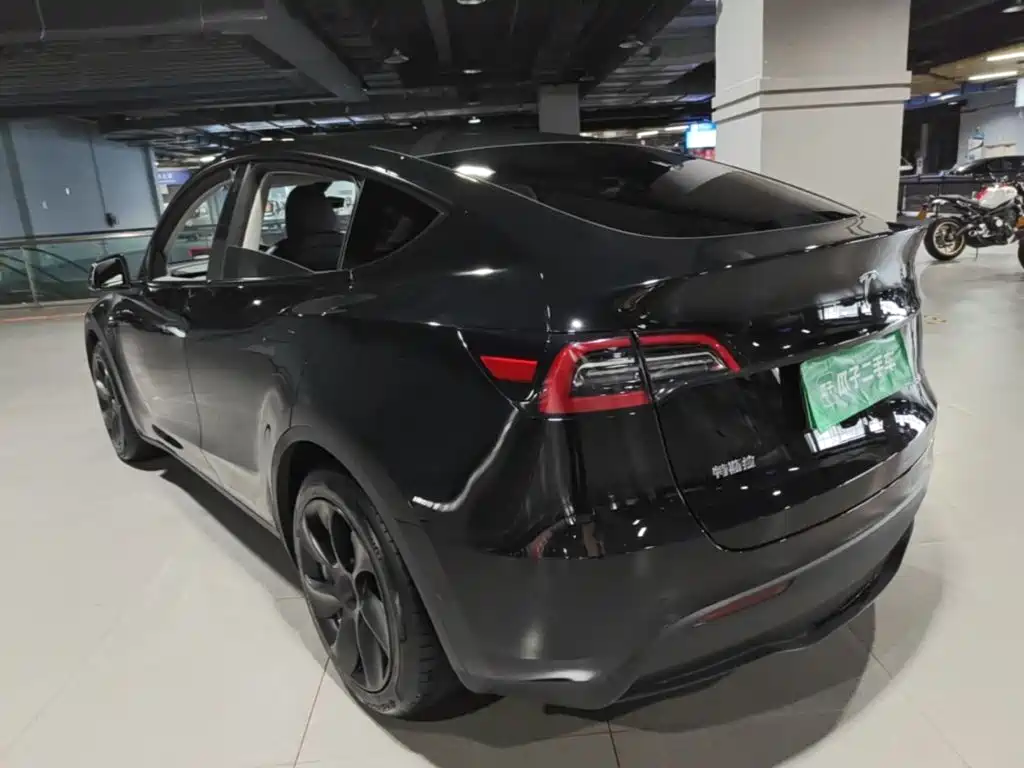 Tesla Model Y — фотографии объявления, Фото 6
