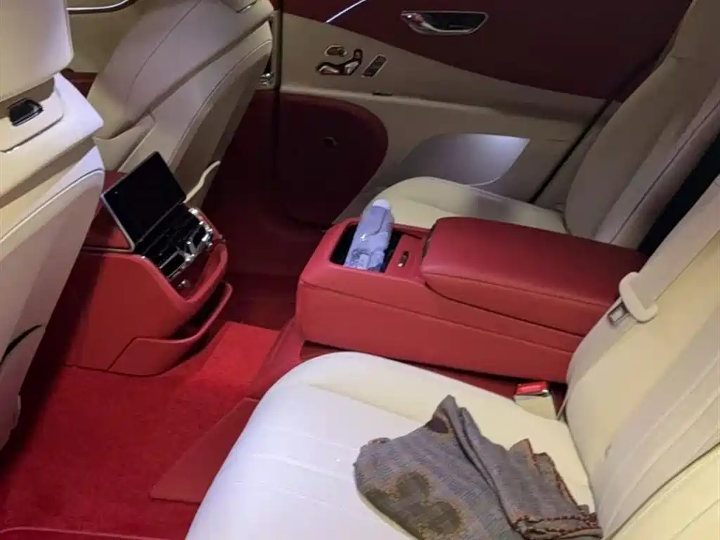 Bentley Flying Spur 2024 4.0T V8 Standard