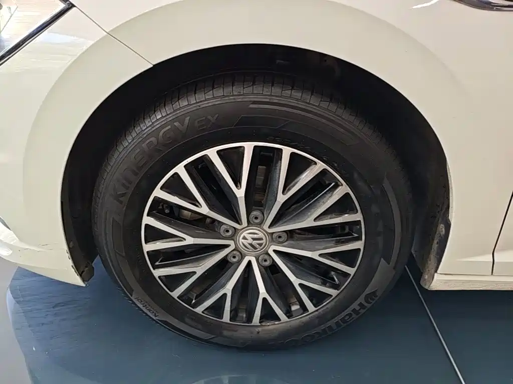 Volkswagen Sagitar — миниатюра 23