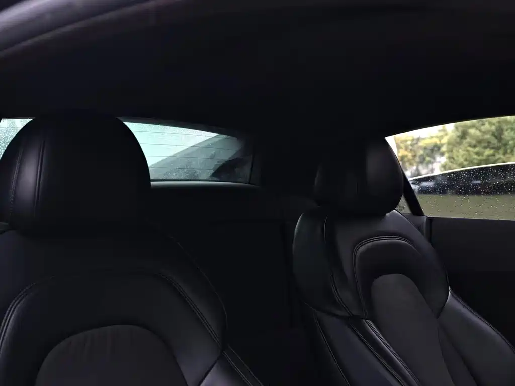 Audi R8 — миниатюра 9