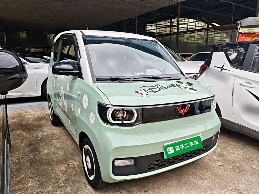 Wuling MINIEV — миниатюра 4