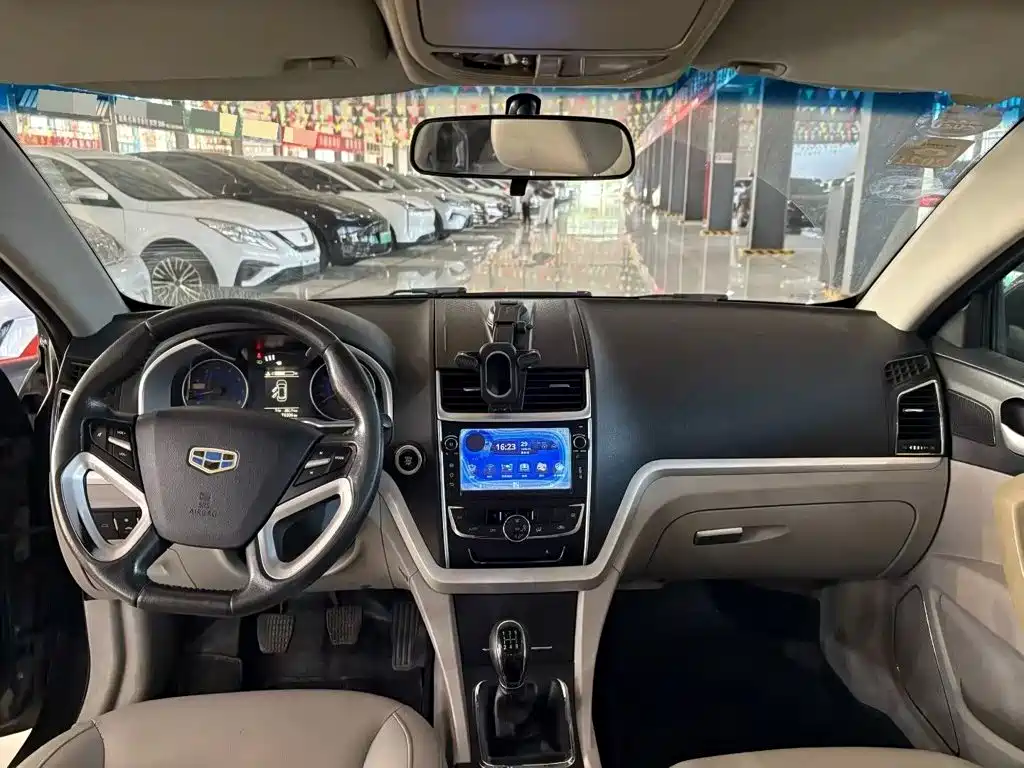 Geely Emgrand — миниатюра 4