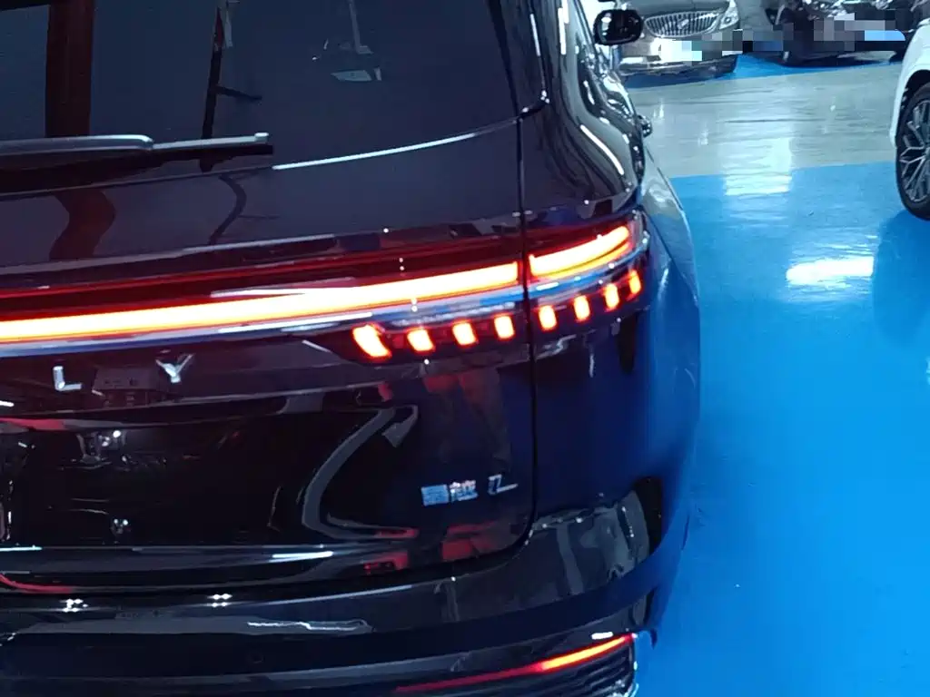 Geely Monjaro L 2025 2.0TD AT