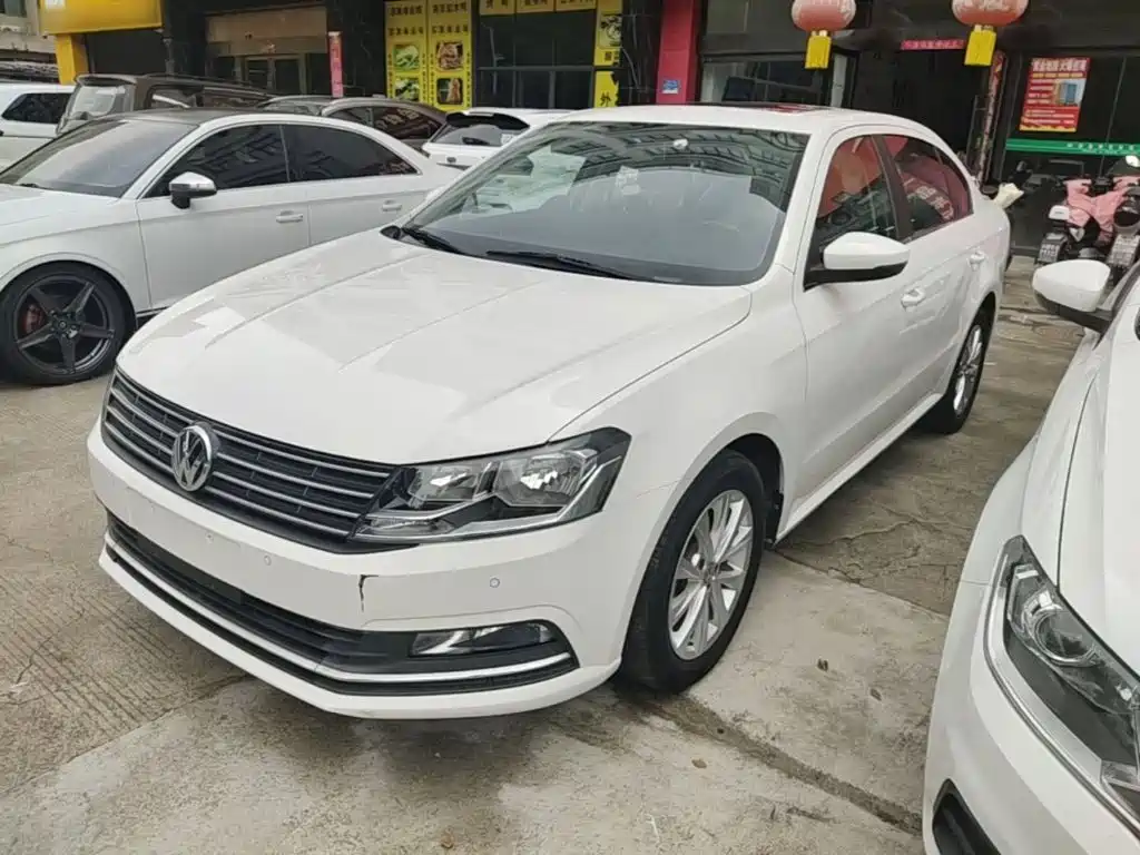 Volkswagen Lavida — миниатюра 2