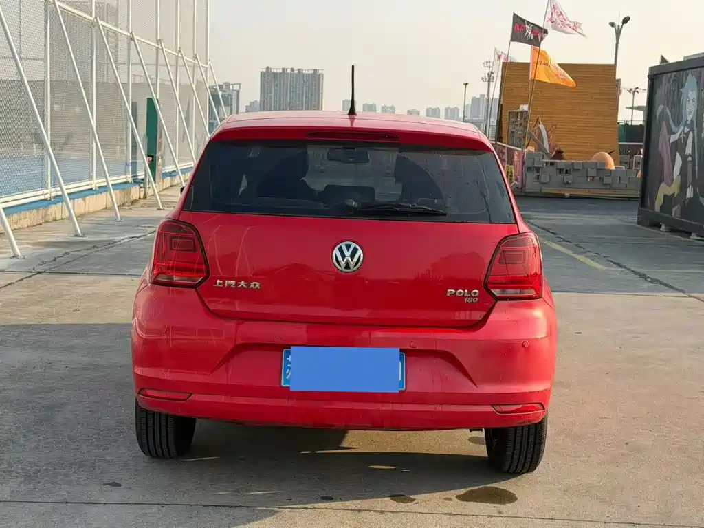 Volkswagen Polo — миниатюра 5