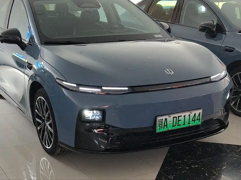 Leapmotor Leapmotor B01 — миниатюра 3