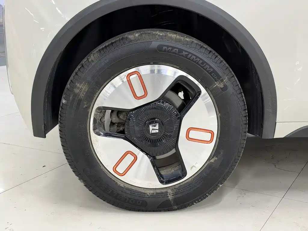 Baojun KiWi EV — миниатюра 8