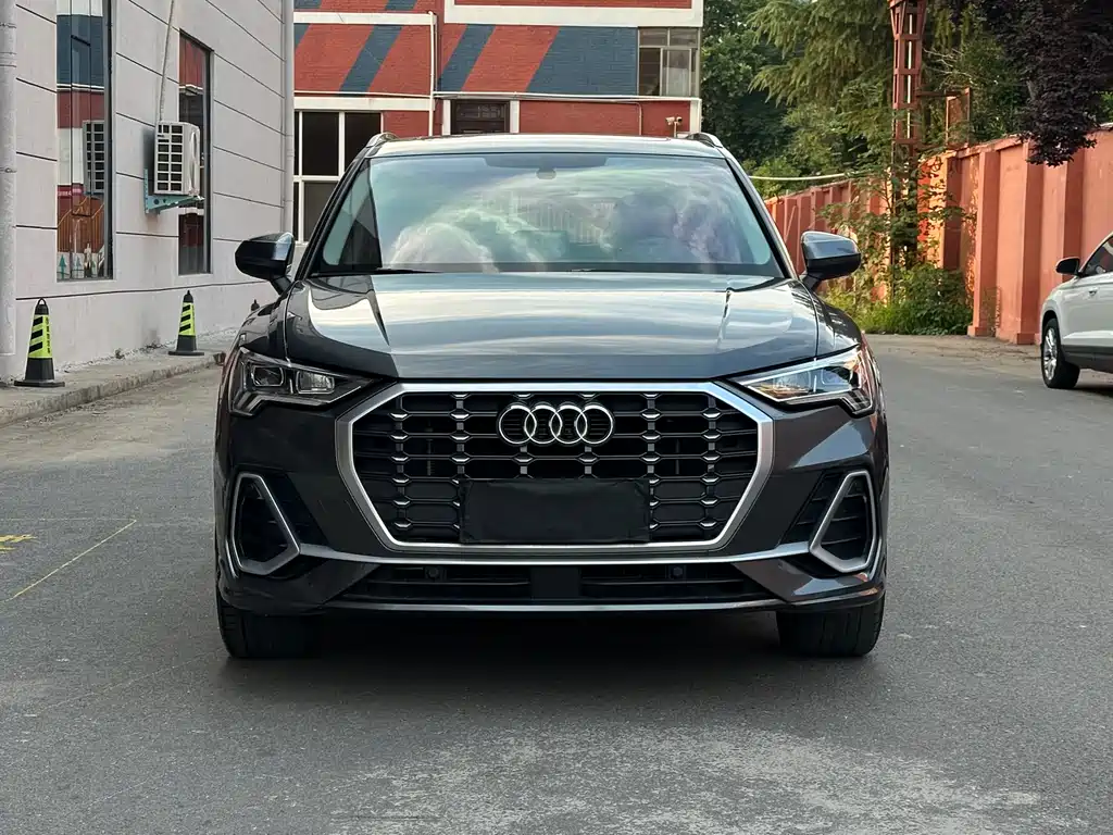Audi Q3 2022 35 TFSI Fashion