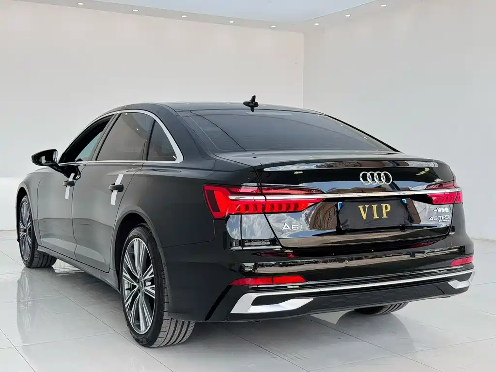 Audi A6L 2025 45 TFSI quattro