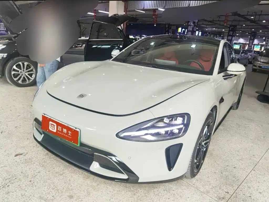 Xiaomi SU7 2025