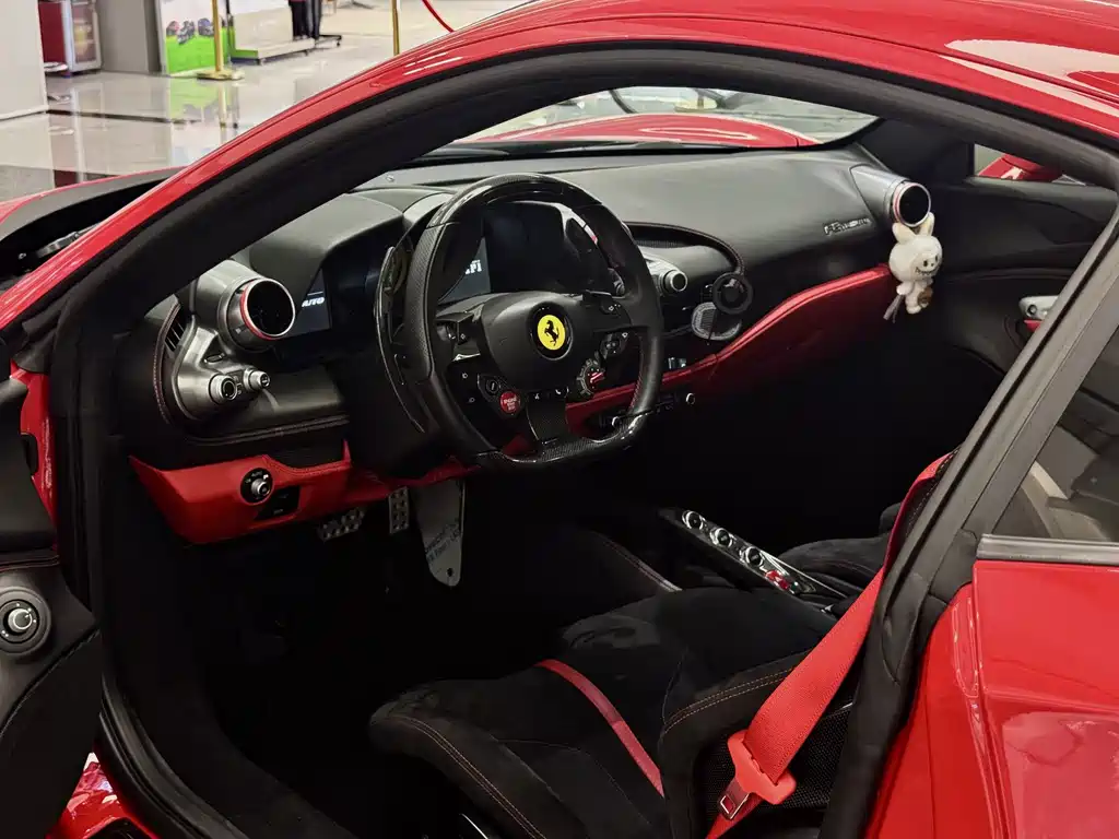 Ferrari F8 — миниатюра 14
