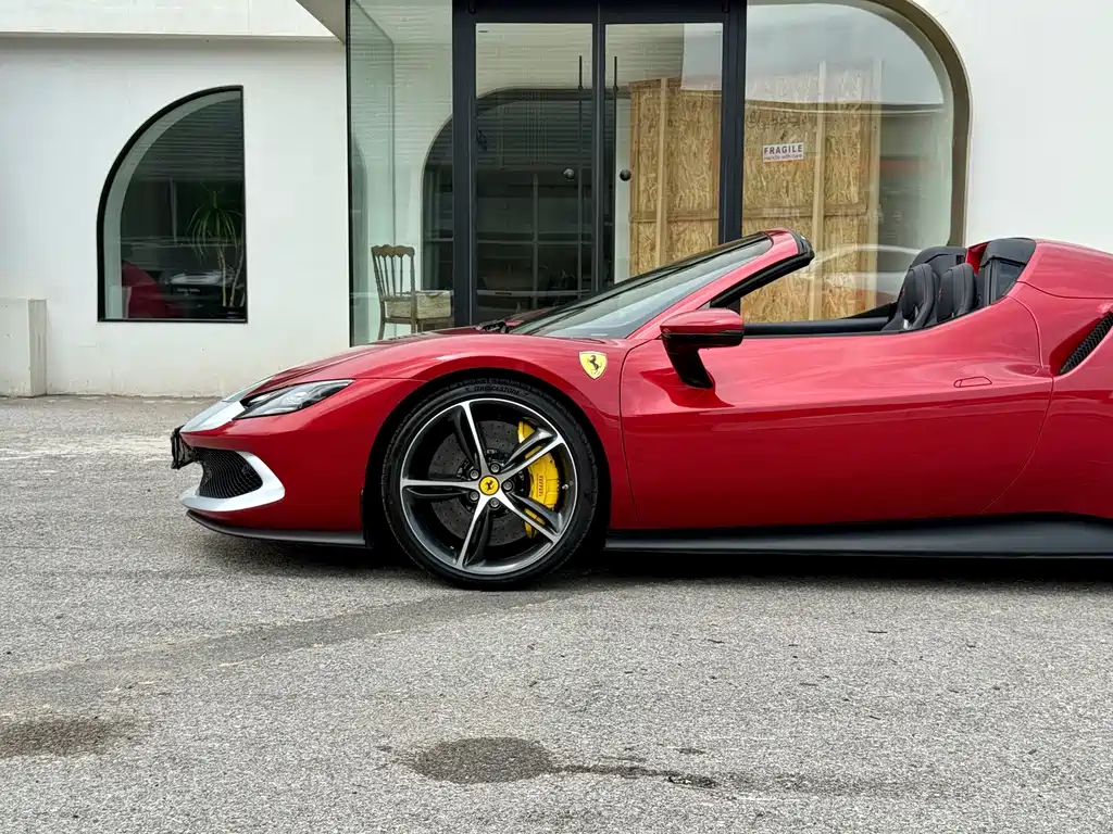 Ferrari 296 — миниатюра 3