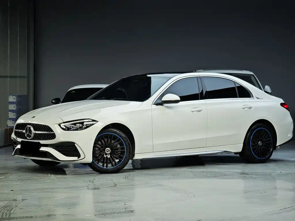 Mercedes-Benz C-Class 2025