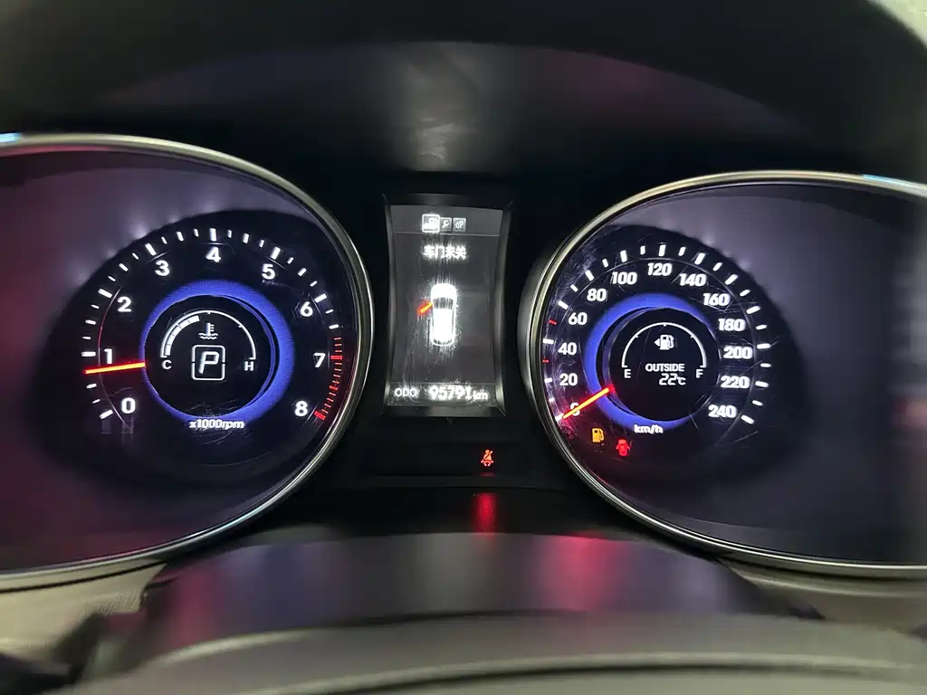 Hyundai Santa Fe — миниатюра 7