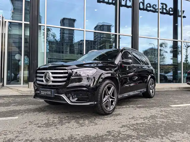 MERCEDES-BENZ GLS 2024