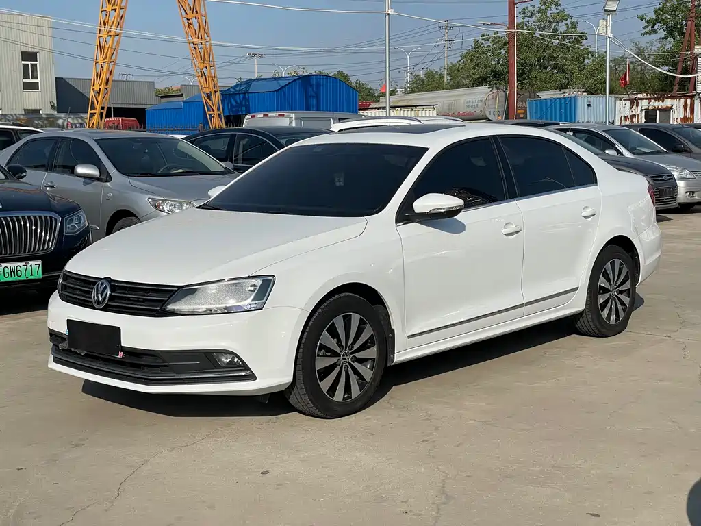 Volkswagen Sagitar 2019
