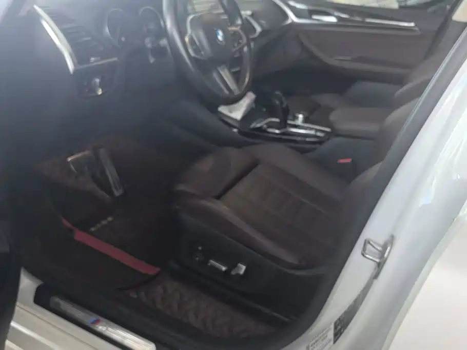 BMW X3 — миниатюра 9