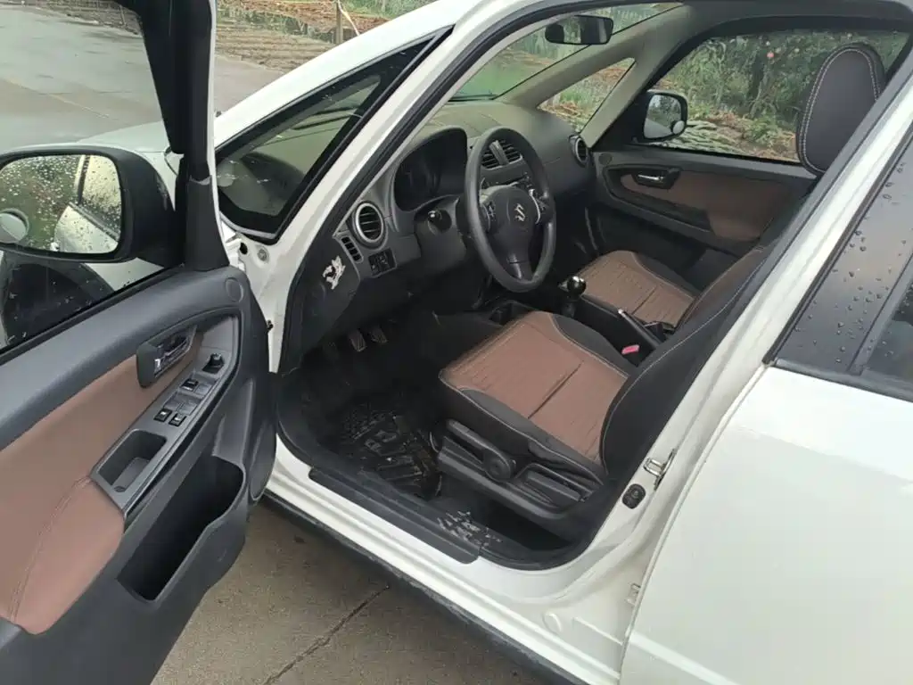 Suzuki SX4 — миниатюра 16
