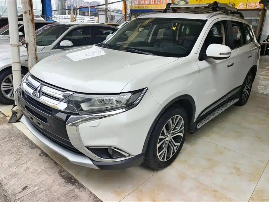 Mitsubishi Outlander 2017