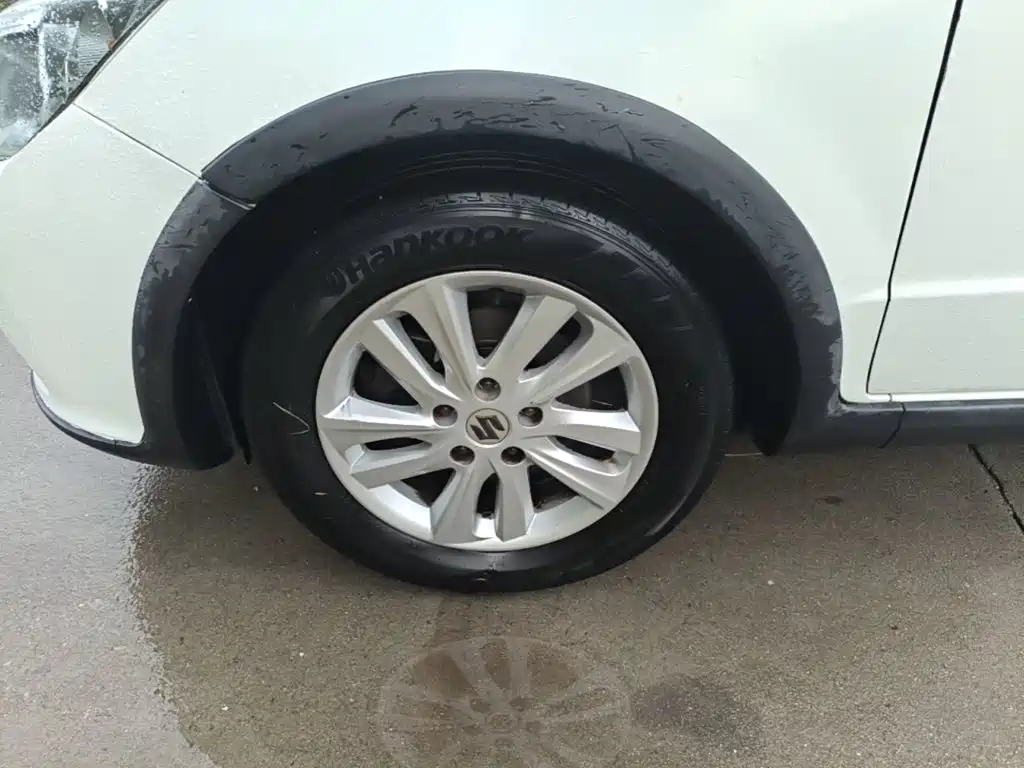Suzuki SX4 — миниатюра 23
