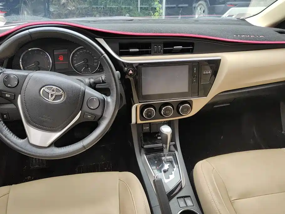 Toyota Corolla — миниатюра 12