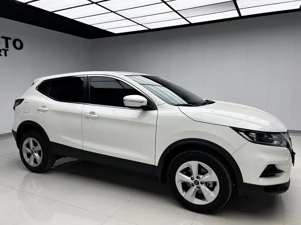 Nissan Qashqai — миниатюра 3